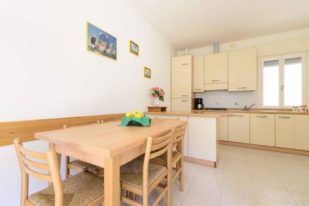 Holiday Home In Lignano 21669 Lignano Sabbiadoro Bagian luar foto